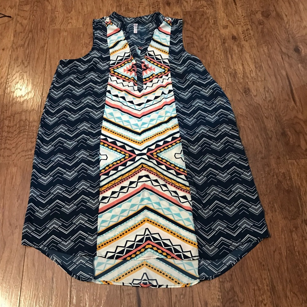 👰🏻WEDDING SALE💍 Xhilaration Shift Pattern Dress